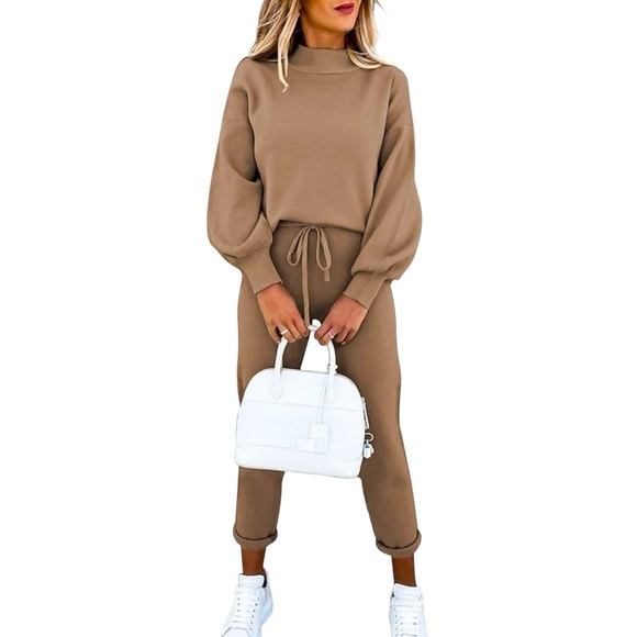 Pants - New: Gorgeous Jogger Set
